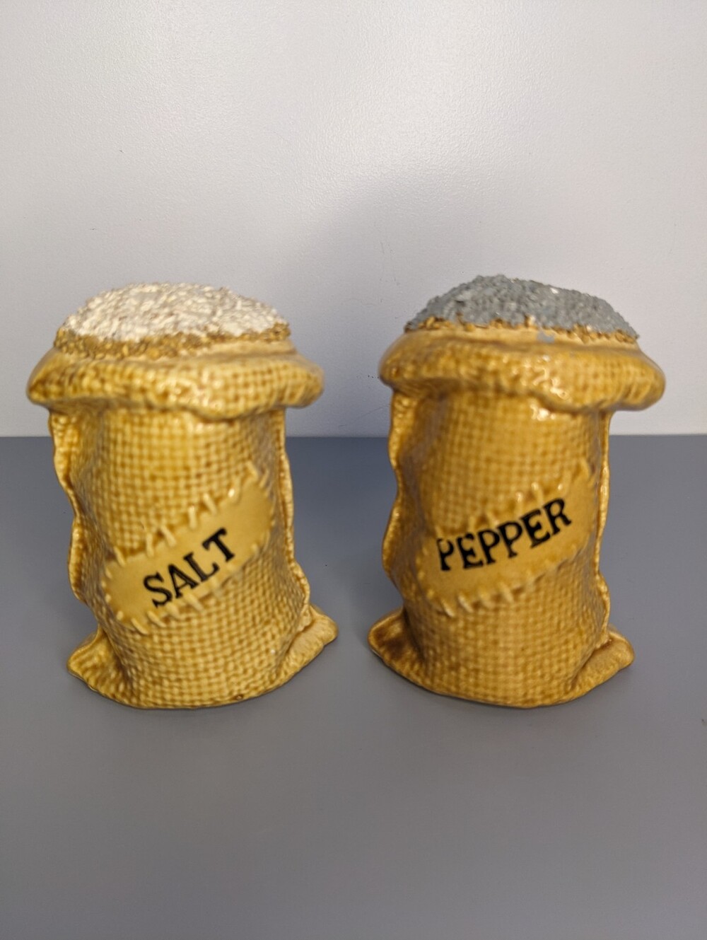 Japan Burlap Sack Salt And Pepper Shakers 1960s Rustic Kitchen Ceramic Vintage